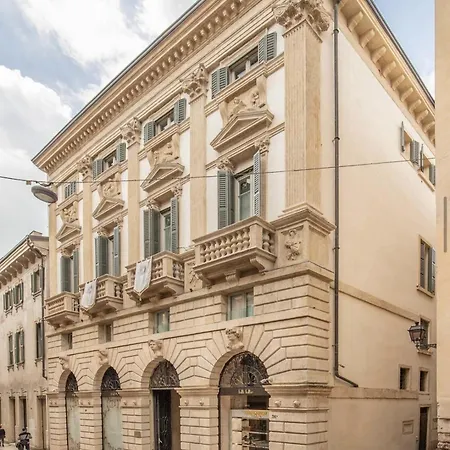 The Ambassador By Palazzo Monga Apartment Verona