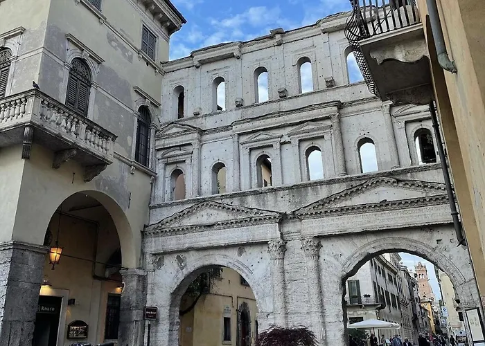 The Ambassador By Palazzo Monga Lägenhet Verona